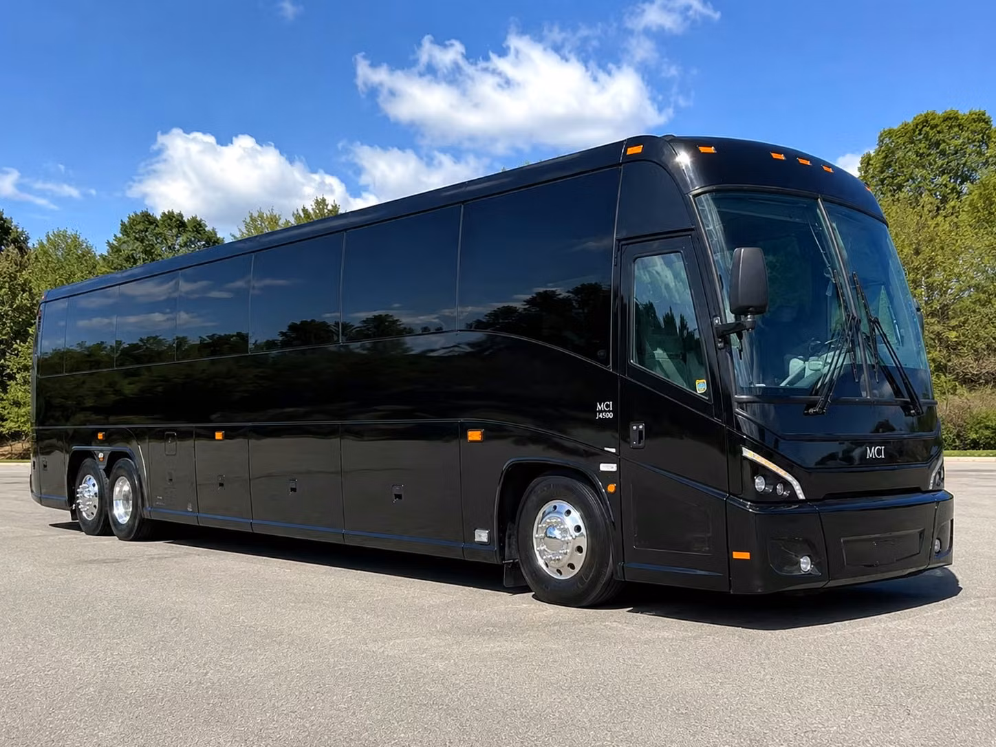 airport transfer shuttle buses for temecula business travelers