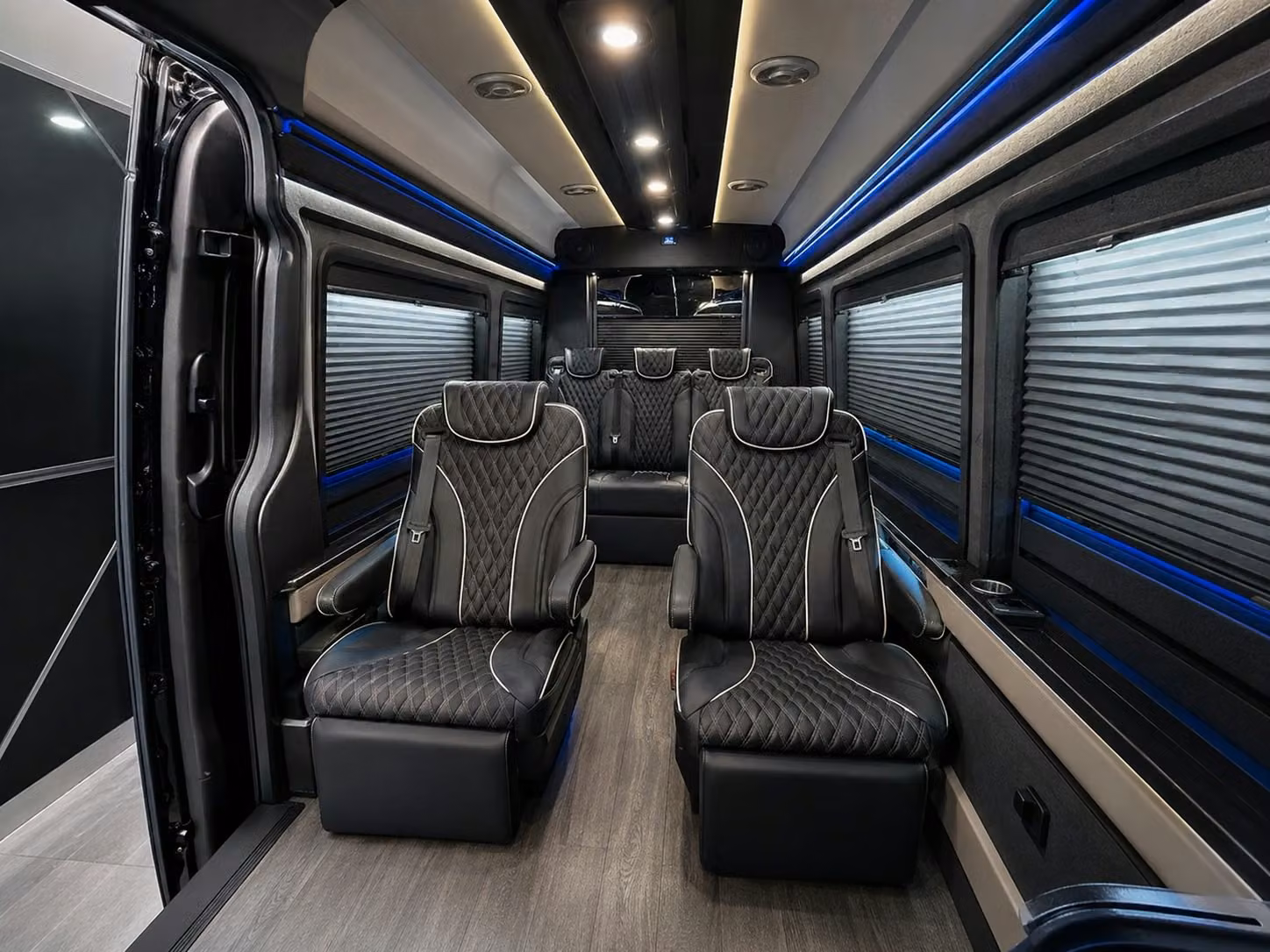 charterbusrentaltemeculaca com connects you with airport shuttle options for palm springs and beyond