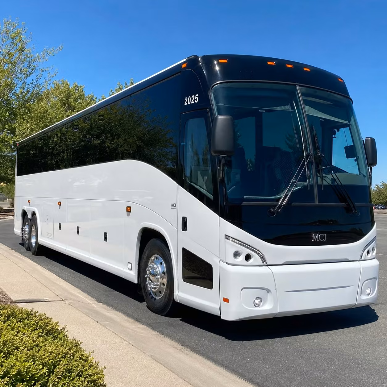 long distance charter bus rentals from temecula to los angeles san diego and orange county